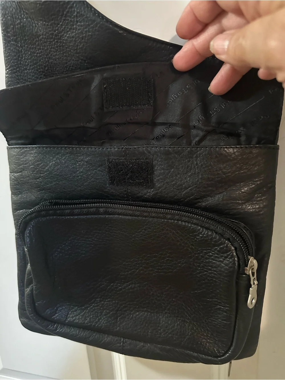 Paul & Taylor Black Leather Crossbody Shoulder Bag - Men os